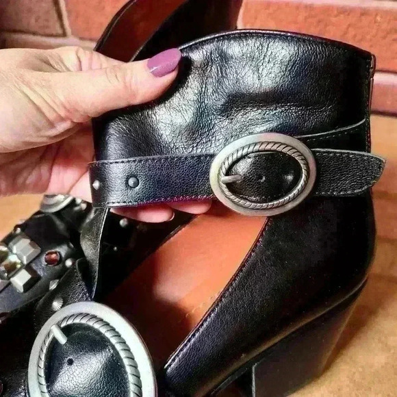 Coach Restored Cut Out Western Creeper Bootie size 5.5B color blk - Picture 12 of 16